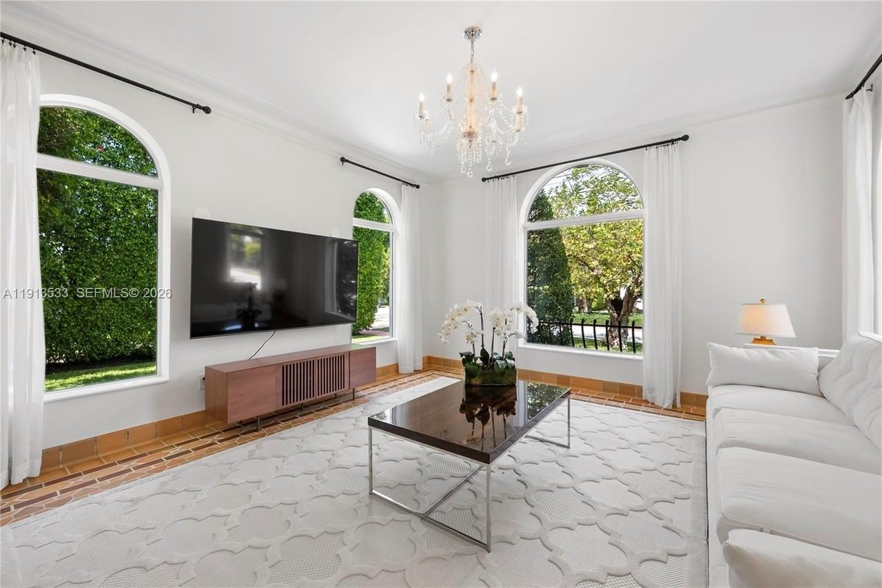 5800 Lagorce Dr #NA - Photo 6 of 30