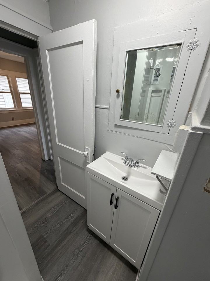 13 Bardin St #1 - Photo 6 of 9