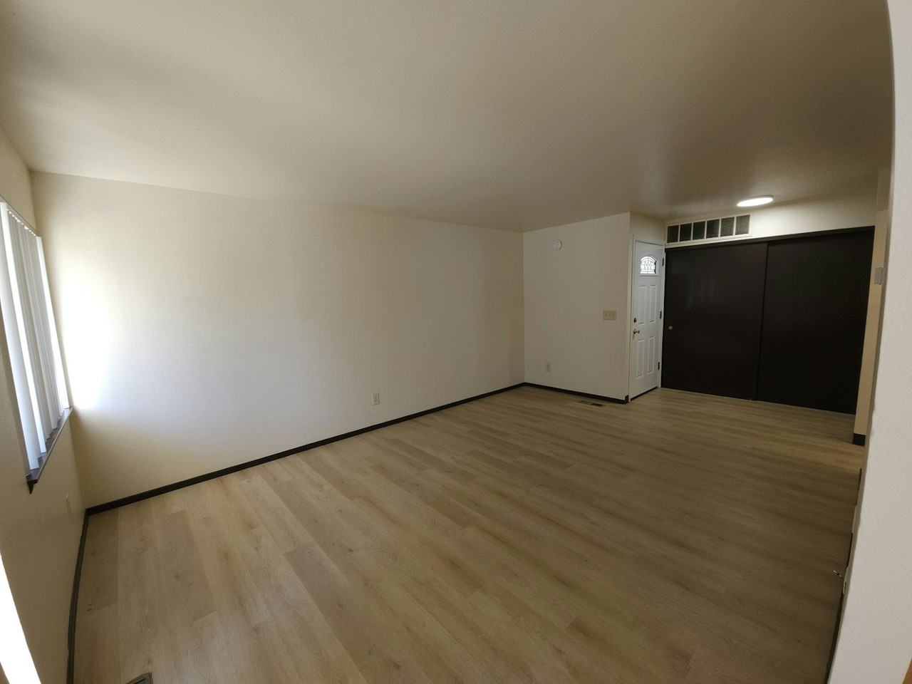 2550 Lee Street Southeast - Photo 3 of 13
