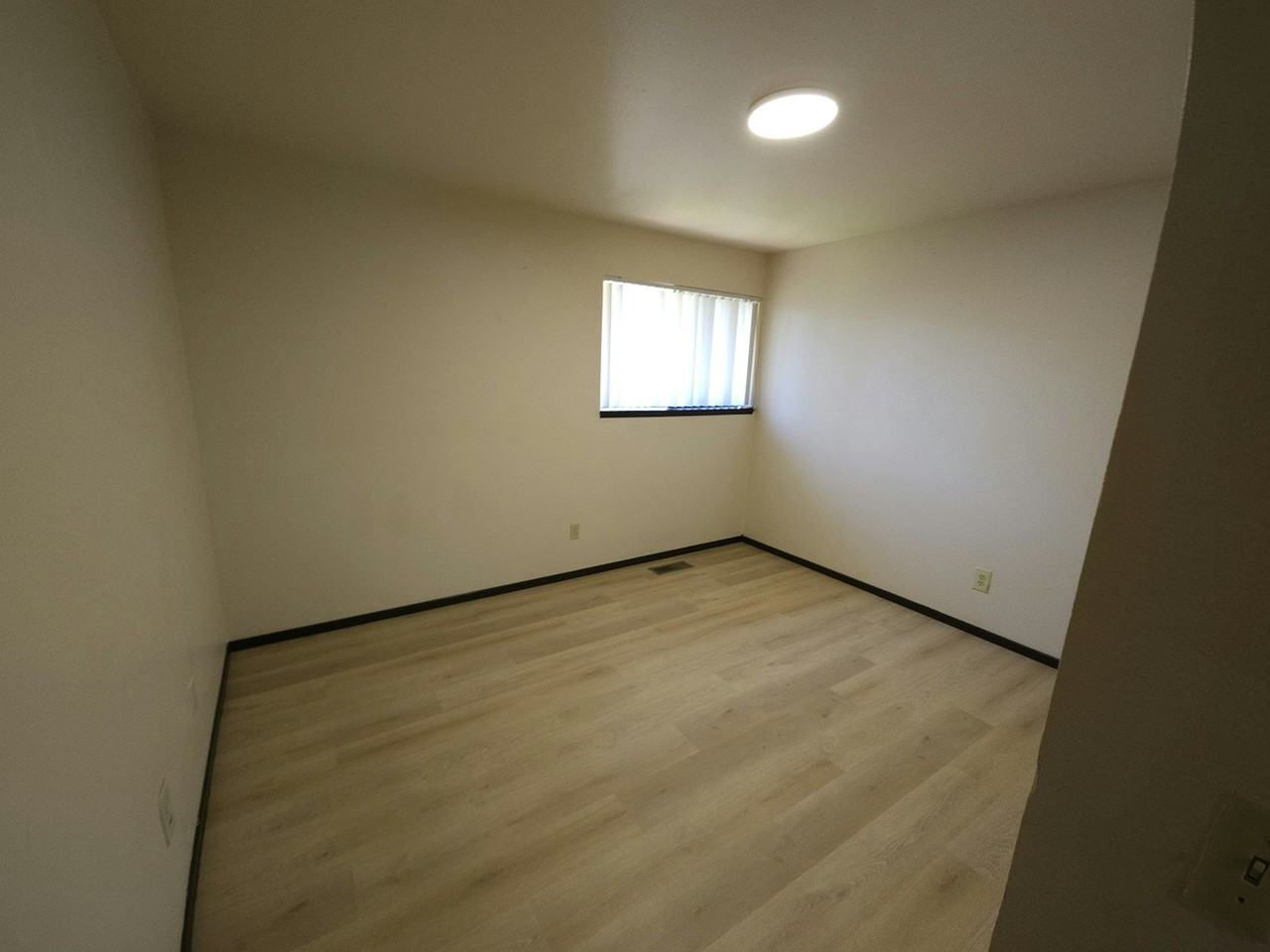 2550 Lee Street Southeast - Photo 7 of 13