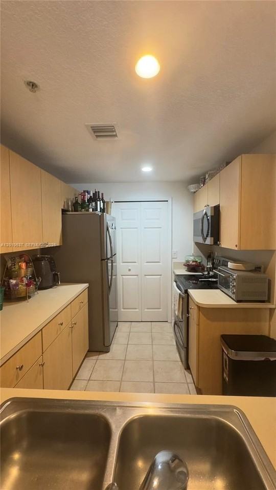 6360 Nw 114th Ave #222 - Photo 5 of 11