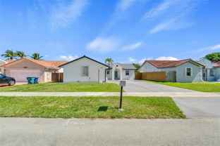 14813 Sw 171st Ter - Photo 1 of 1