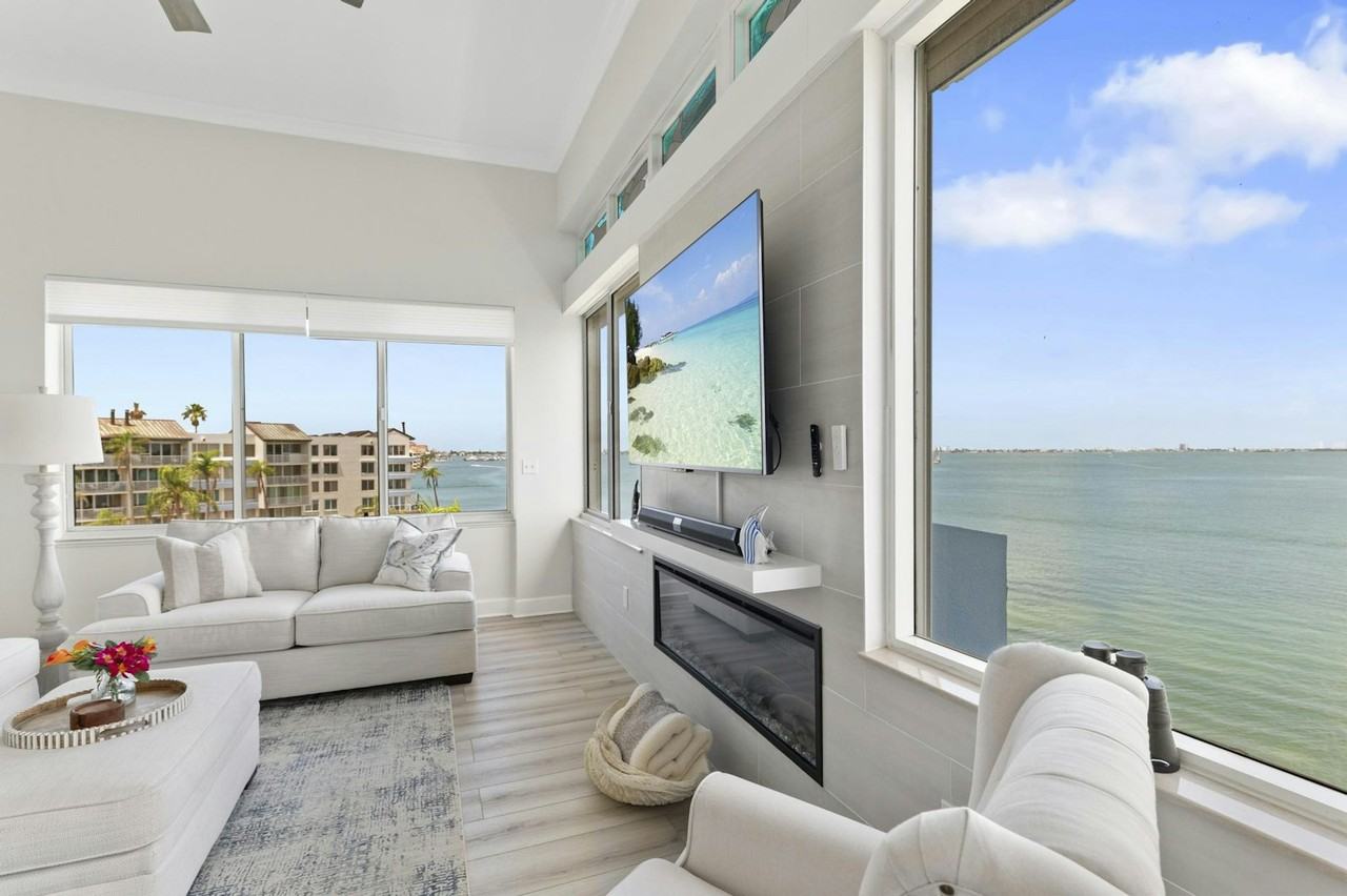 5153 Isla Key Boulevard South, Unit 408 - Photo 6 of 41
