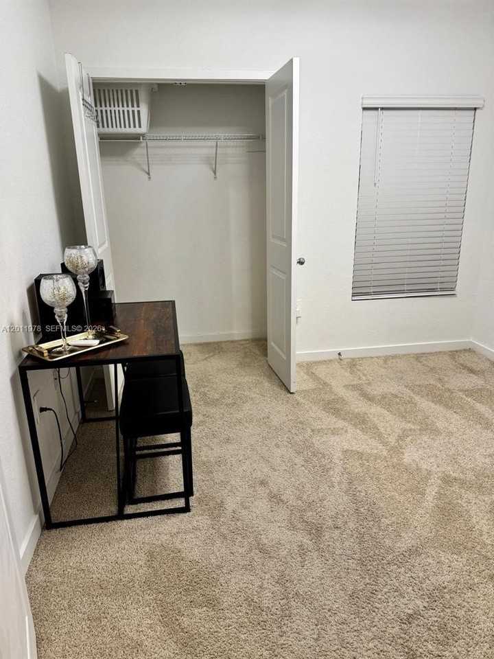 338 Ne 1st Dr #338 - Photo 3 of 20