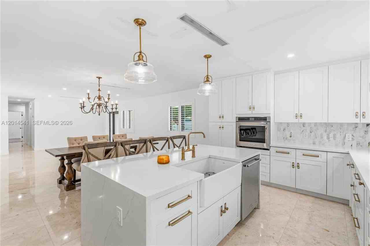 7985 Sw 136th St #0 - Photo 2 of 26