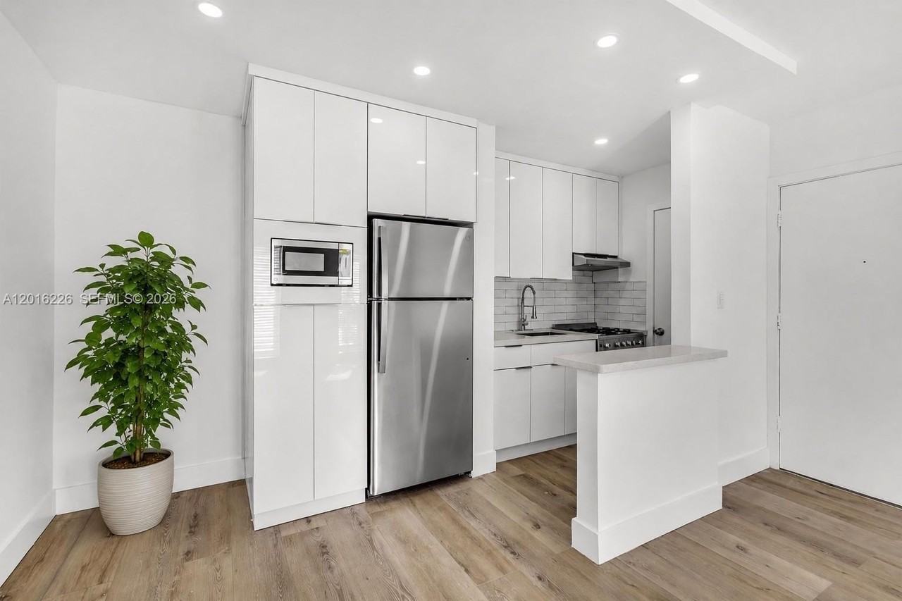 5991 Sw 76th St #C2 - Photo 2 of 12