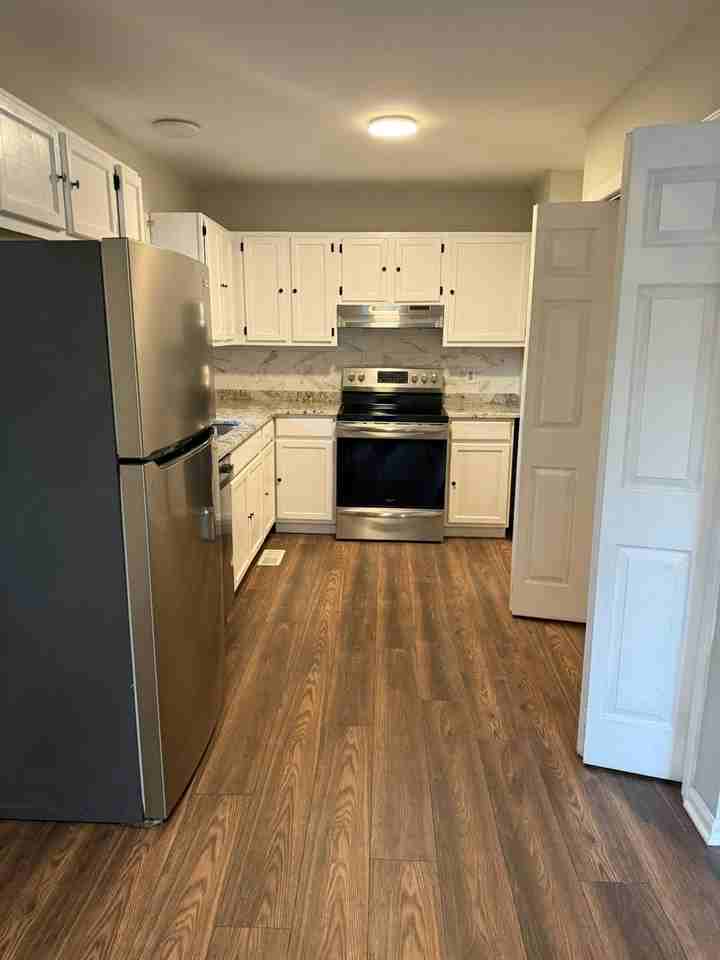 200 Aunt Mary Avenue - Photo 5 of 25
