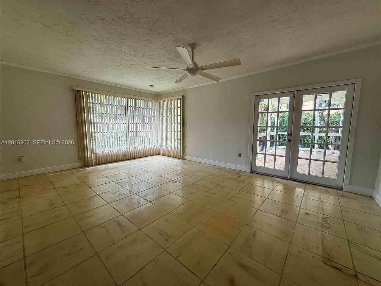 110 Antilla Ave - Photo 3 of 21