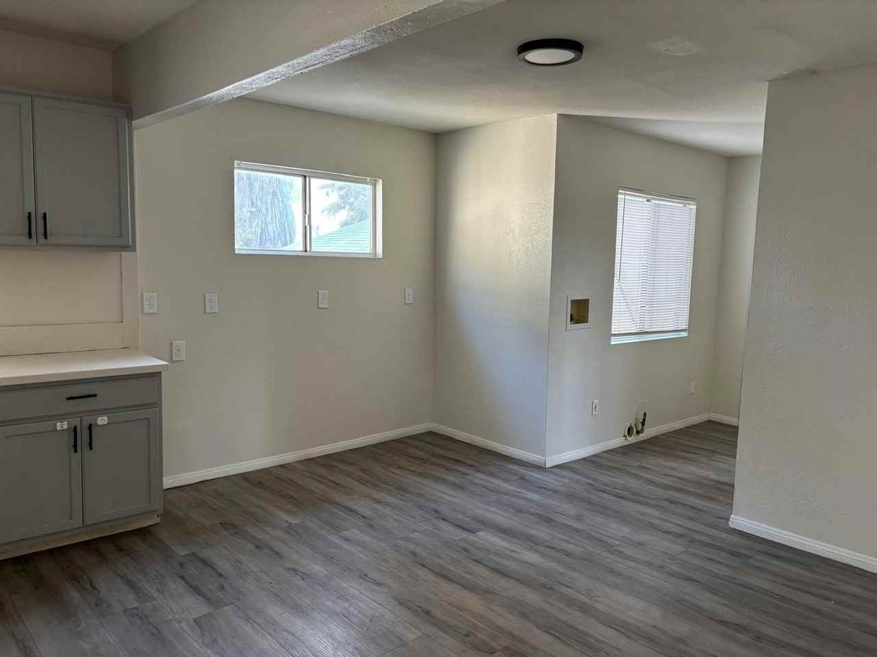 1061 Beaumont Avenue, Unit A - Photo 4 of 14