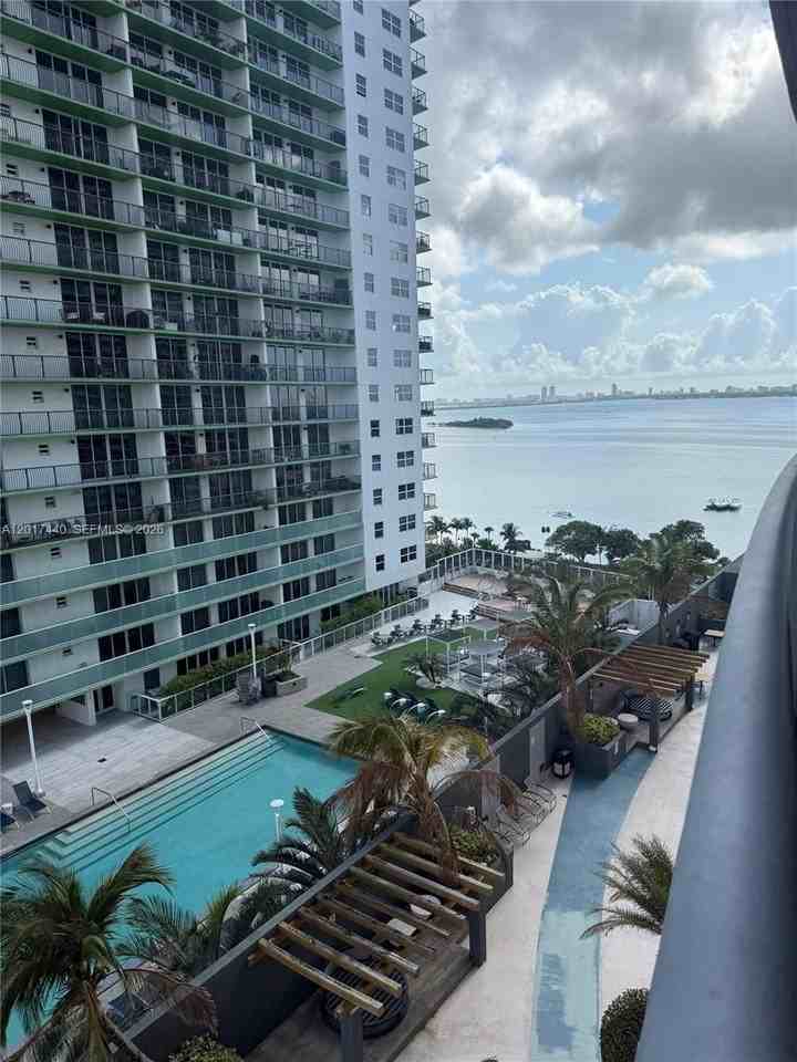 1750 N Bayshore Dr #1609 - Photo 2 of 25