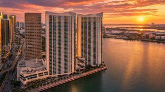 325 S Biscayne Blvd #UPH24 - Photo 1 of 1