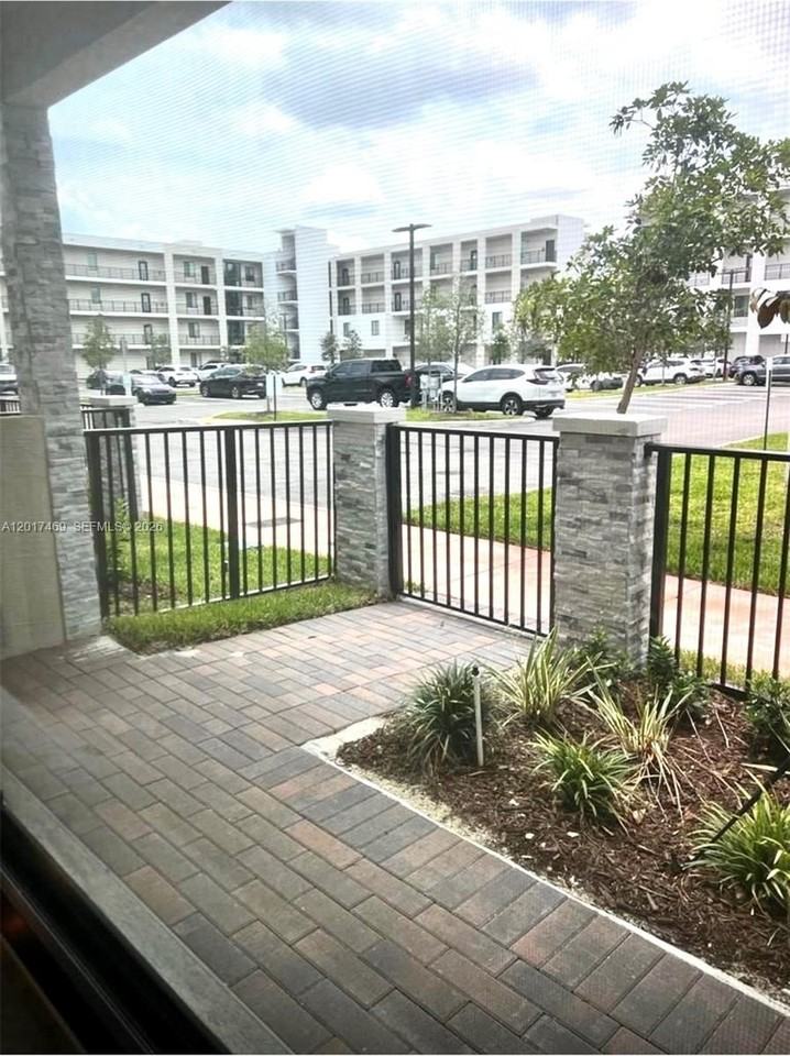 4263 Nw 83rd Path #0 - Photo 4 of 23