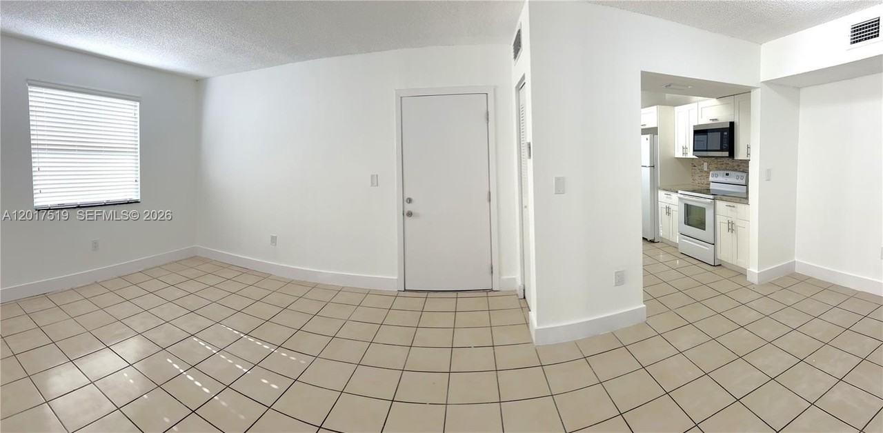 680 Nw 114th Ave #203 - Photo 6 of 23