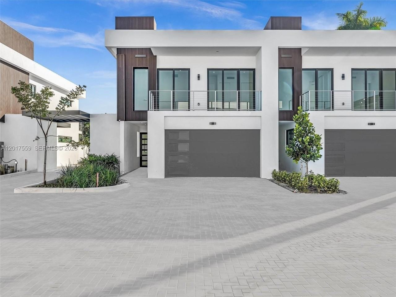 4640 Sw 32nd Ave #D1 - Photo 3 of 50