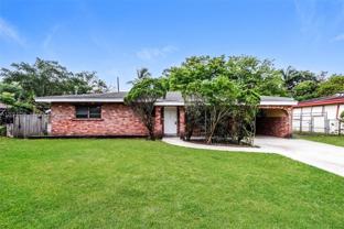 830 E Evanston Cir - Photo 1 of 1
