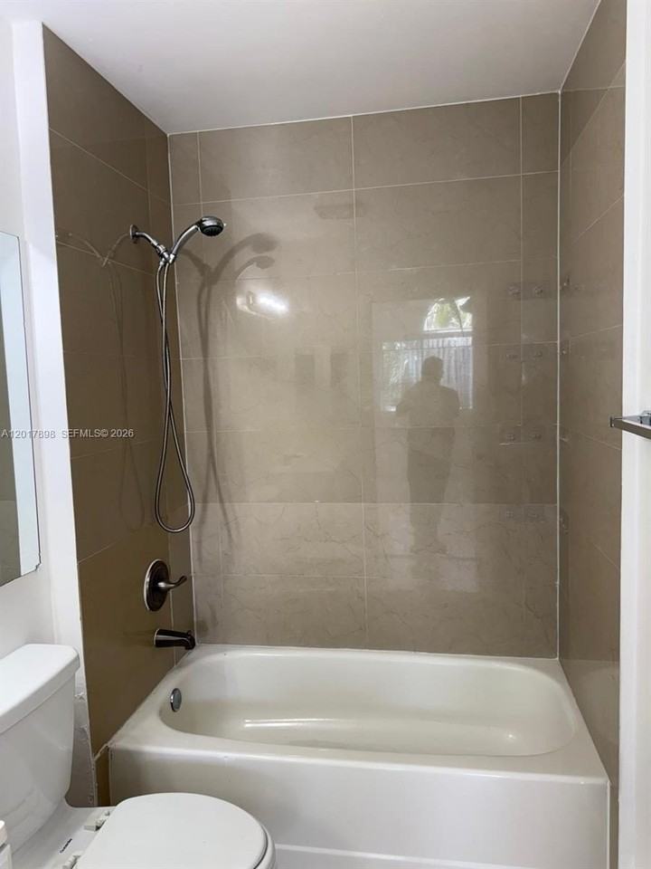14150 Sw 93rd Ln #14150 - Photo 7 of 12