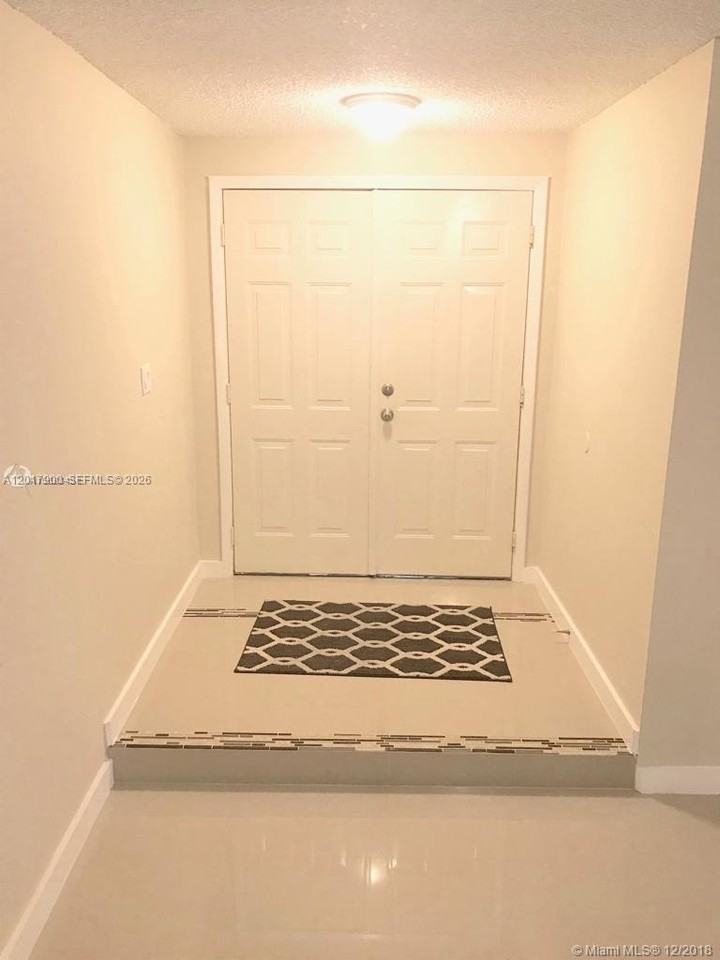 11447 Sw 33rd Ln #0 - Photo 2 of 8