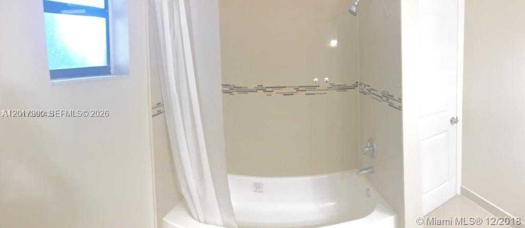 11447 Sw 33rd Ln #0 - Photo 6 of 8