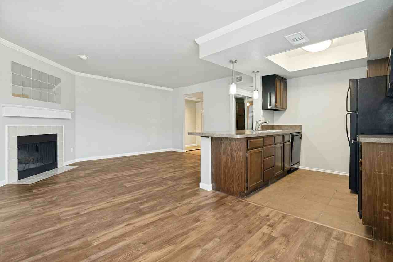 4420 Chaha Road, Unit 201 - Photo 5 of 12