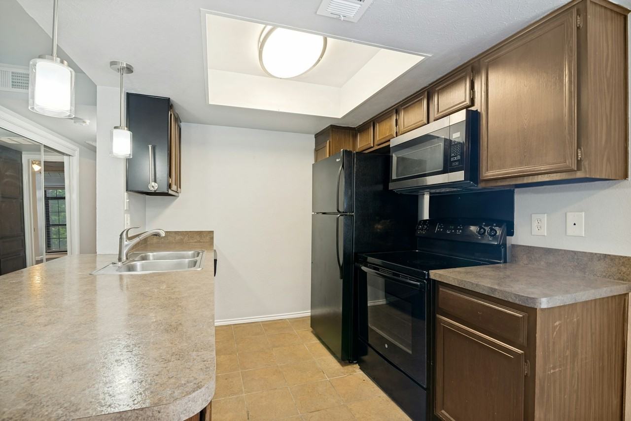 4420 Chaha Road, Unit 201 - Photo 6 of 12
