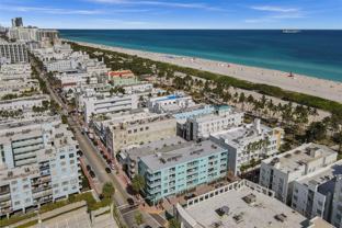 713 Collins Ave #42 - Photo 1 of 1