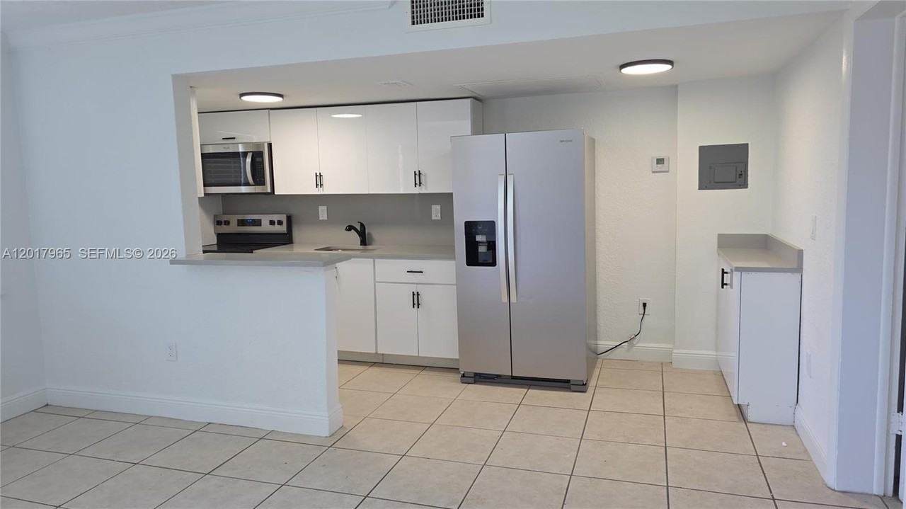3901 Sw 112th Ave #38 - Photo 2 of 4