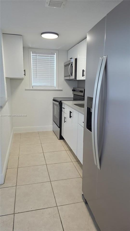 3901 Sw 112th Ave #38 - Photo 4 of 4