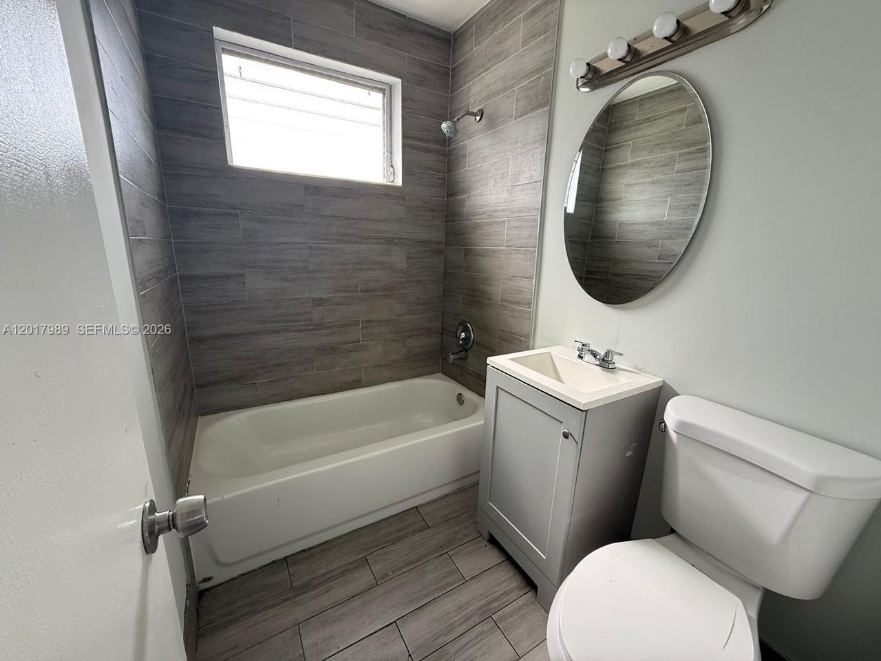 4393 Davis Rd #1 - Photo 6 of 8