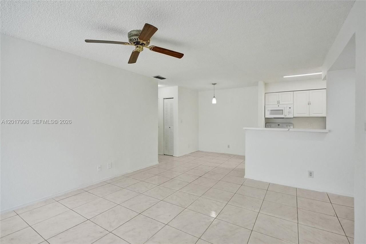 2866 S University Dr #5107 - Photo 4 of 25