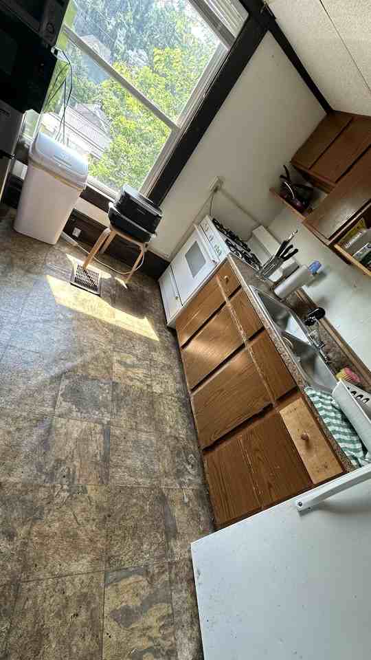 751 Willey Street, Unit B - Photo 4 of 4