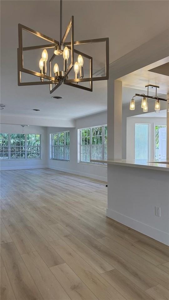 921 Belle Meade Island Dr #0 - Photo 5 of 10