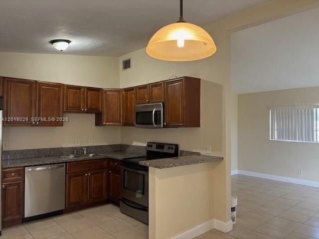 2325 Hope St - Photo 2 of 11