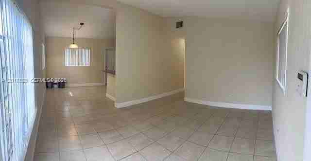 2325 Hope St - Photo 4 of 11