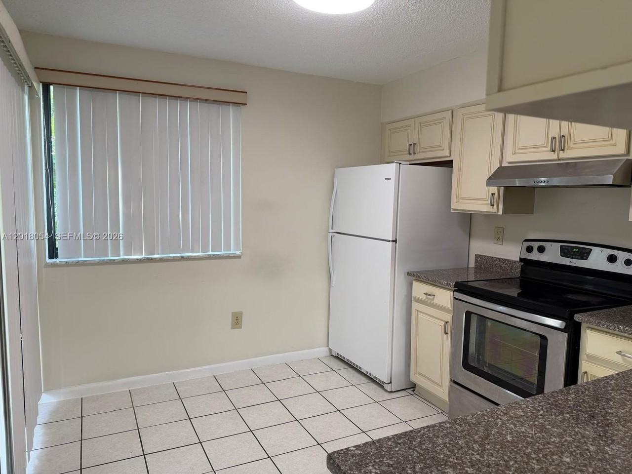 1331 S Franklin Ave #K - Photo 2 of 12
