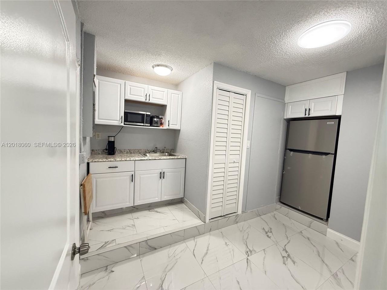 5137 Nw 28th St #0 - Photo 2 of 10
