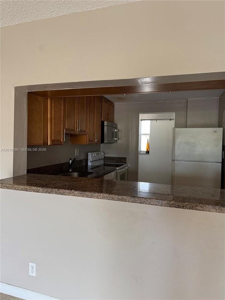 8020 Colony Cir N #209 - Photo 2 of 10