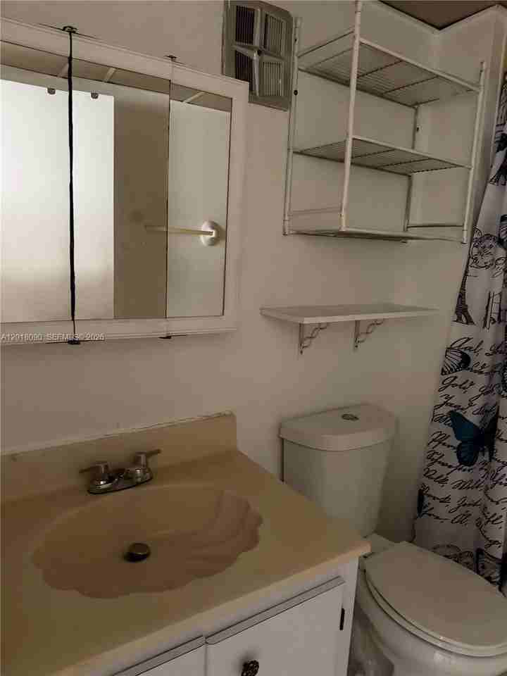 8020 Colony Cir N #209 - Photo 6 of 10