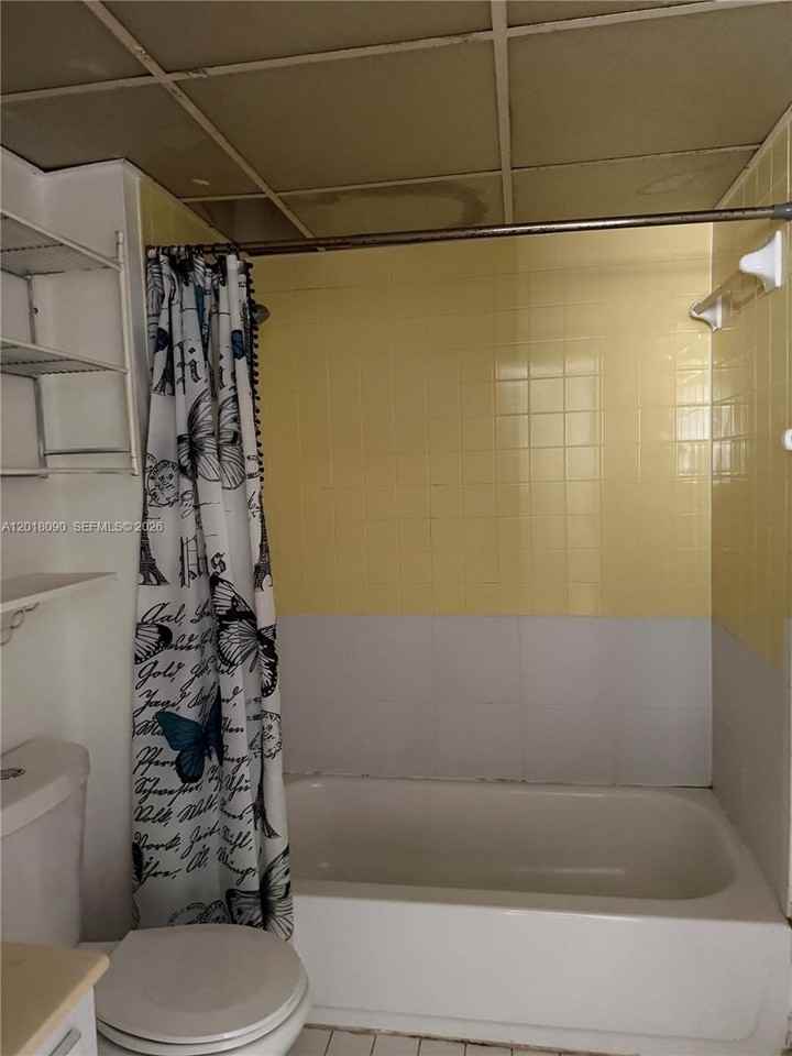 8020 Colony Cir N #209 - Photo 7 of 10