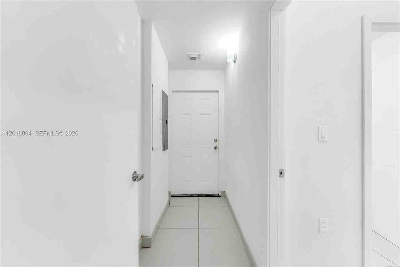 25936 Sw 139th Path #25936 - Photo 2 of 26