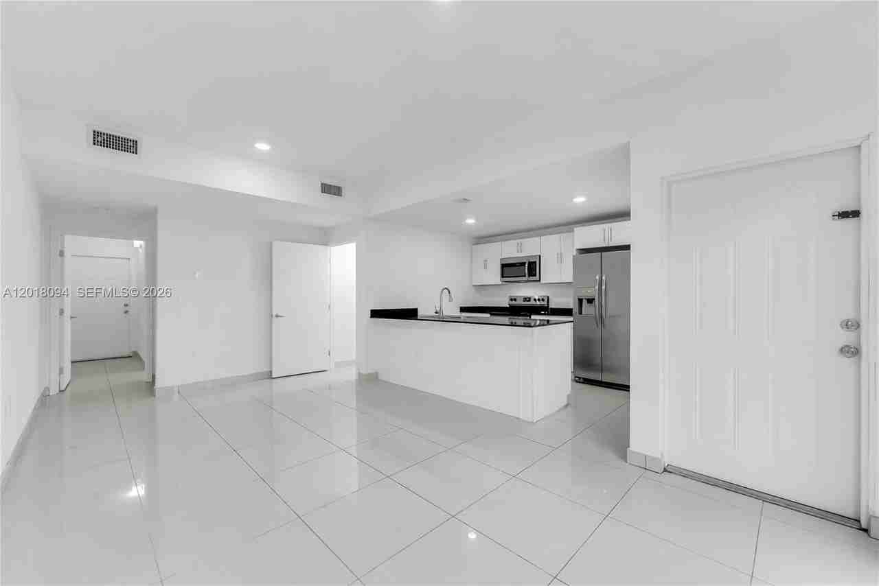 25936 Sw 139th Path #25936 - Photo 7 of 26