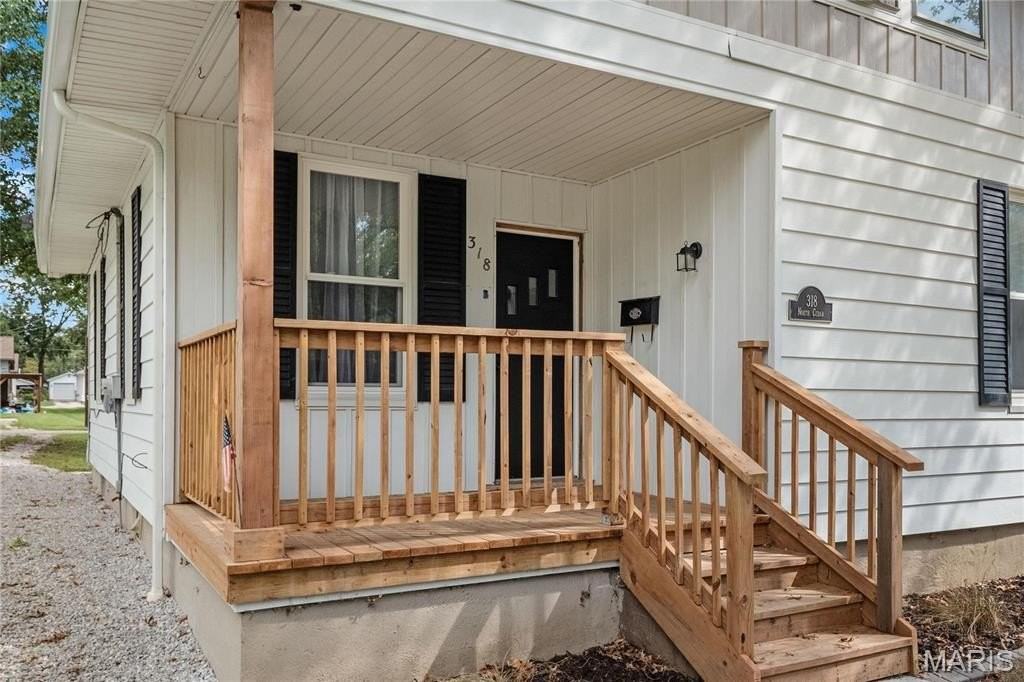 318 N Cedar St - Photo 2 of 50