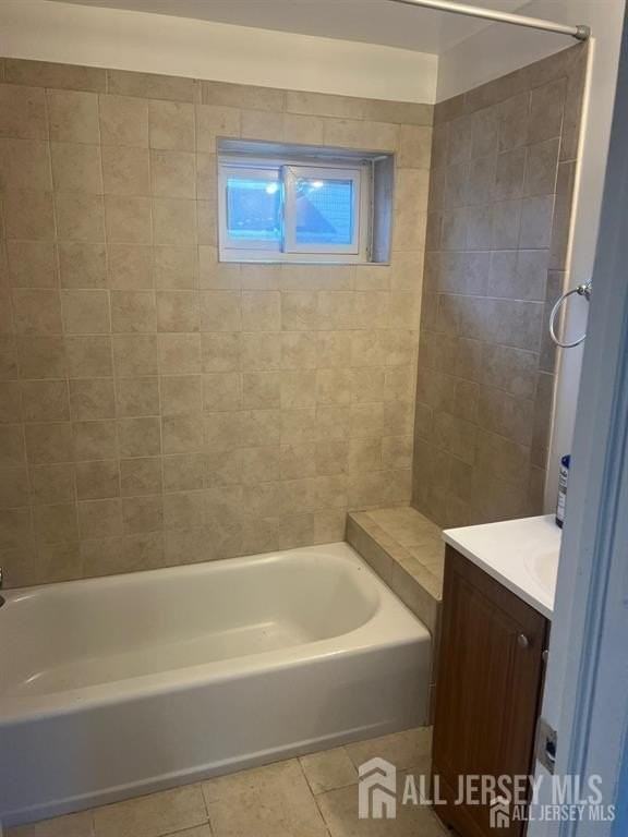 243 Augusta St - Photo 7 of 8