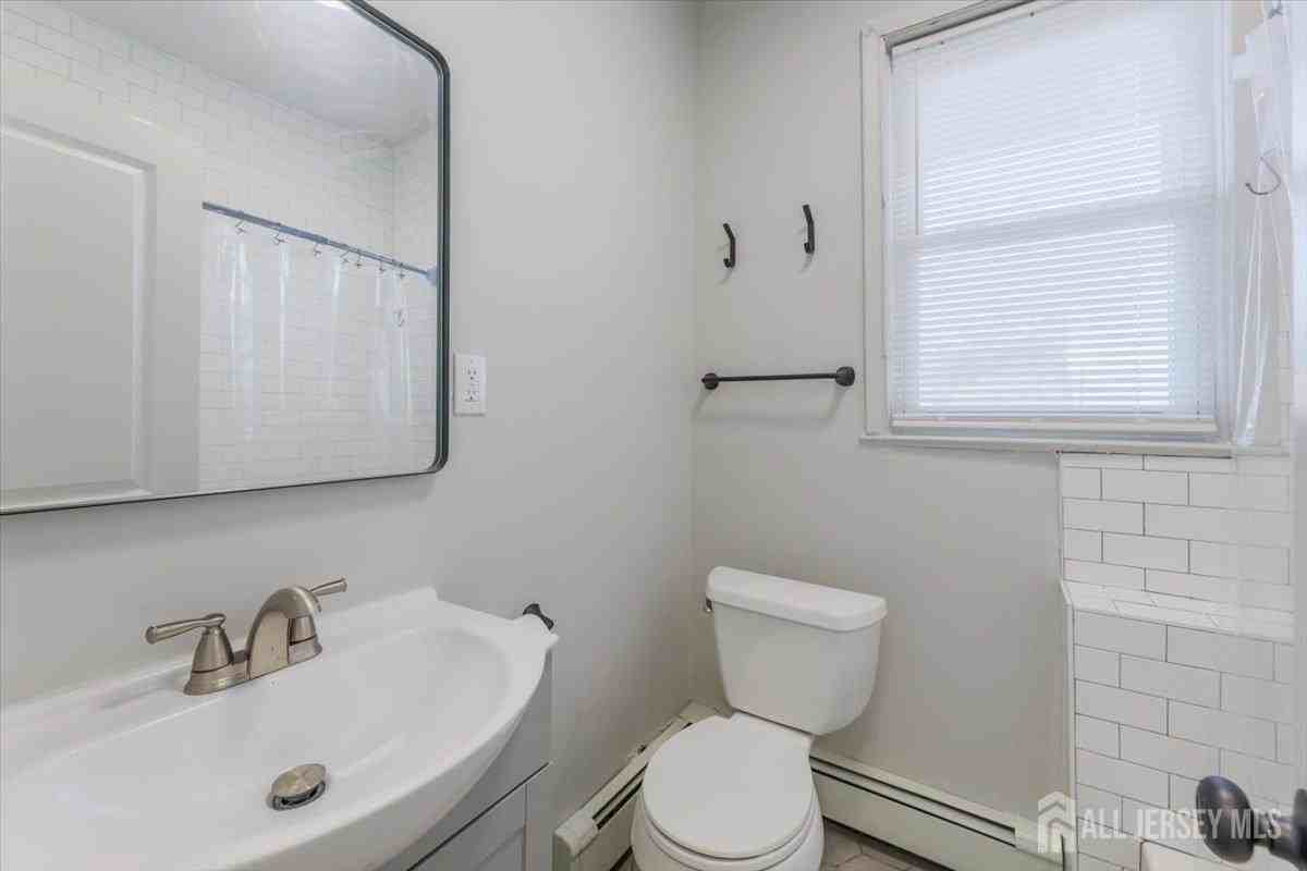 382 Summit Ave #2A - Photo 4 of 20
