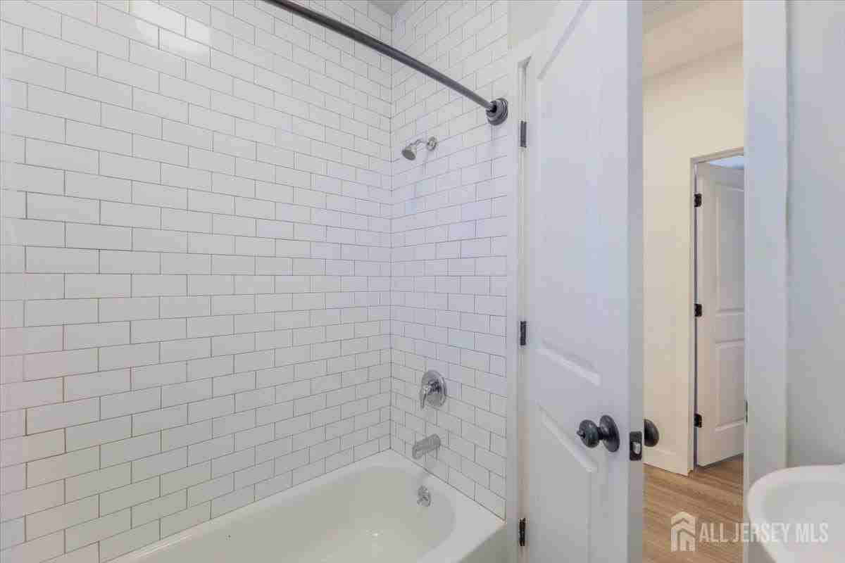 382 Summit Ave #2A - Photo 5 of 20