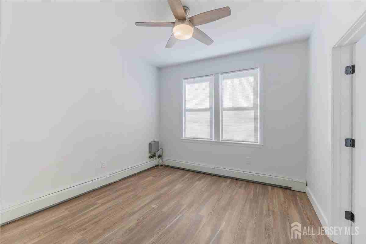 382 Summit Ave #2A - Photo 7 of 20