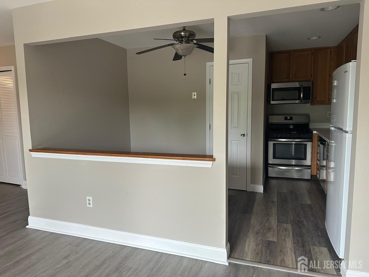 4516 Birchwood Ct - Photo 7 of 10