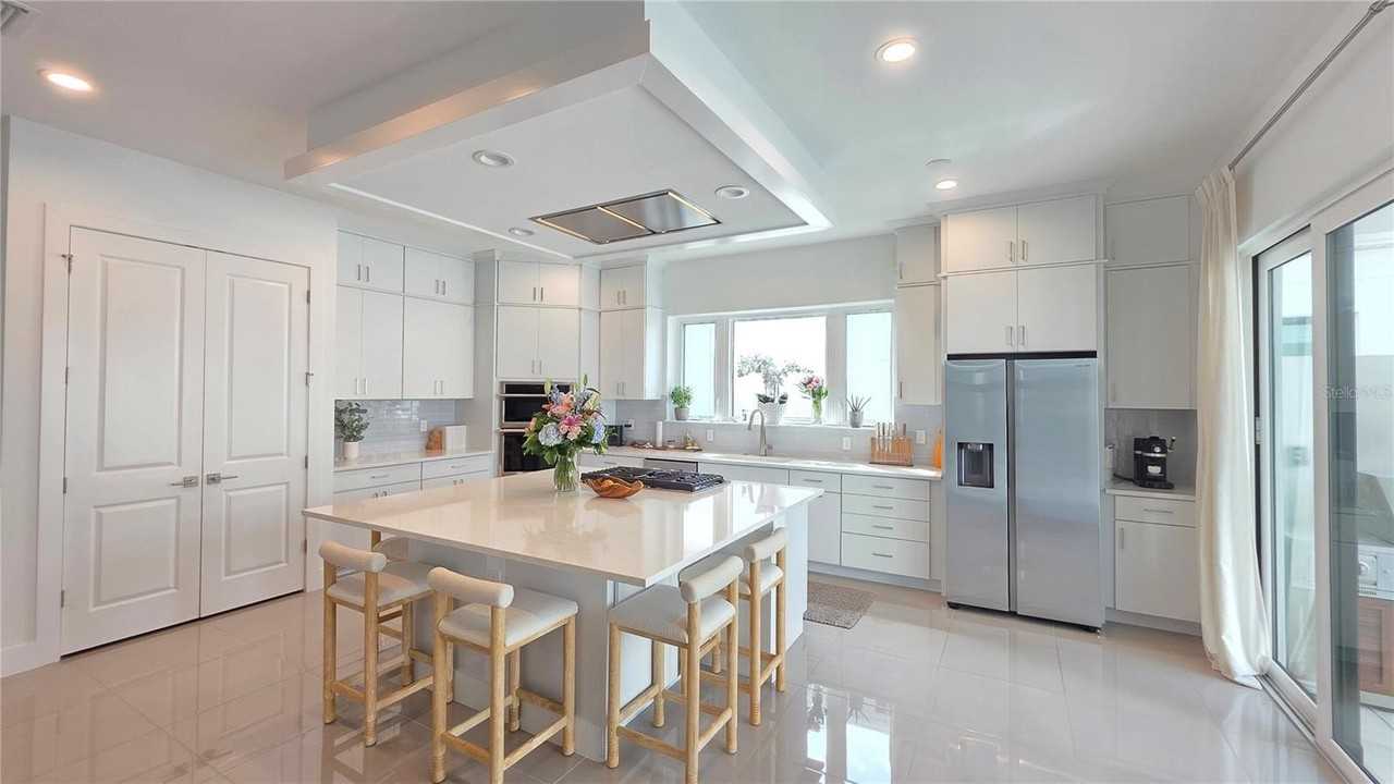 6314 Sea Lavender Dr - Photo 5 of 40