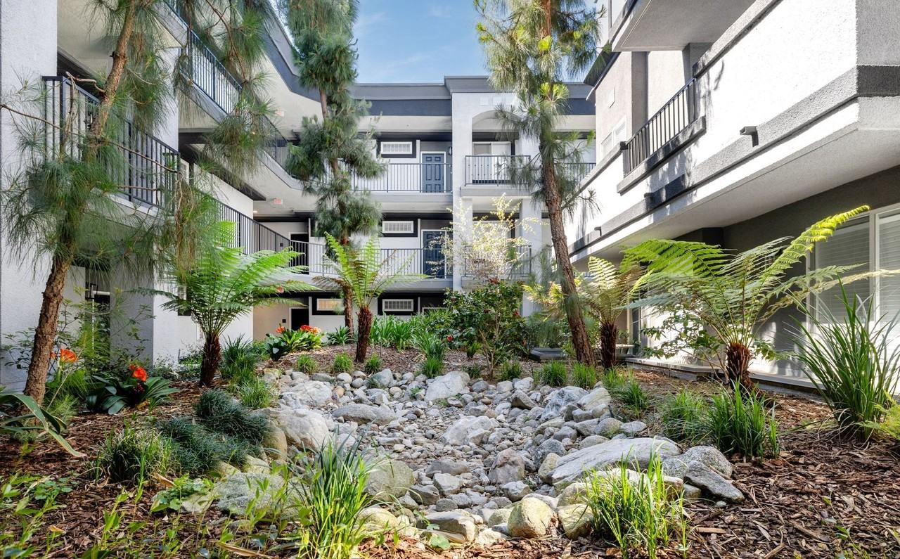 2820 Sawtelle Blvd - Photo 7 of 40