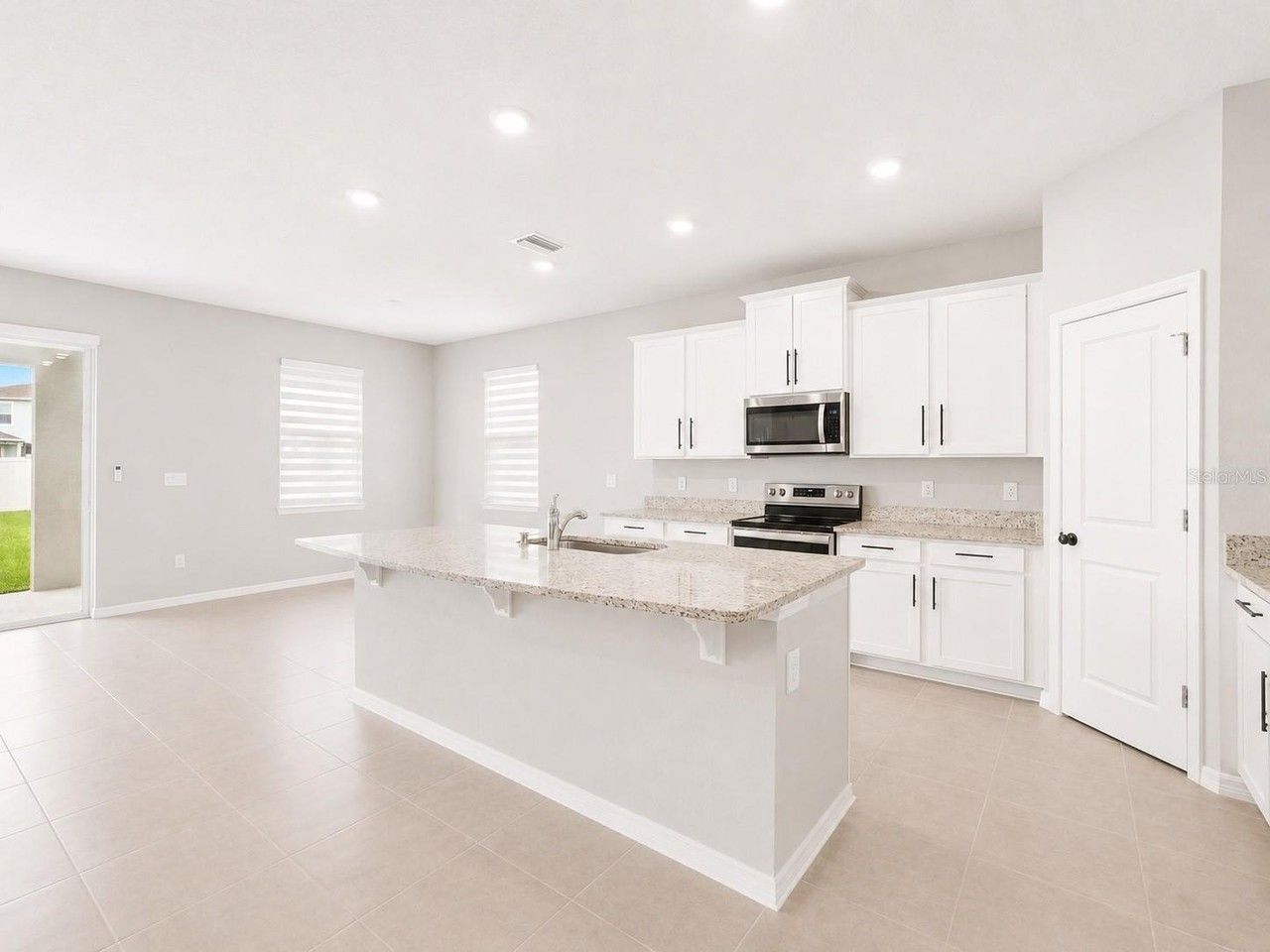 8469 Hardy Bay Loop - Photo 5 of 22
