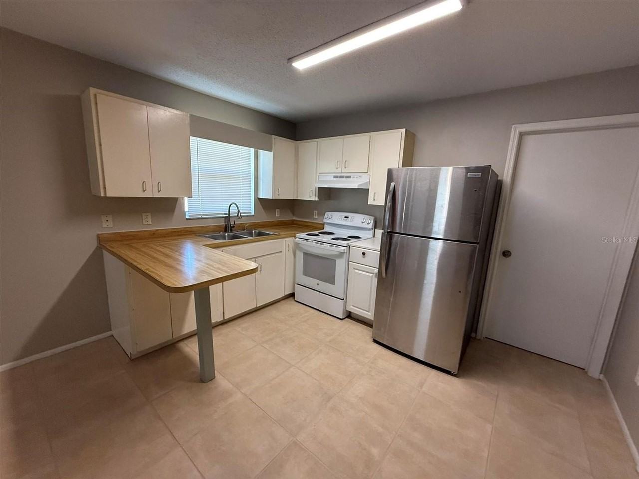 11081 Pendleton Ave #A - Photo 3 of 12